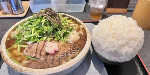 2023/12/31 秋田ラーメンはま149-年末スペシャル限定B「鴨の中華そば(怪獣盛り)」、ワンタンTP、小ライス特盛